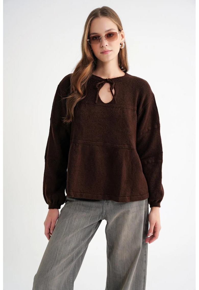 Pulover dama - tricotat lejer - detalii tip cravata - maro cafea -