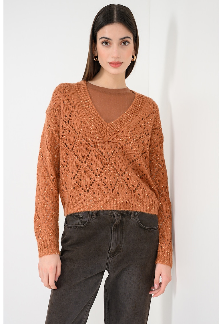 Pulover din amestec de lana cu paiete si peforatii
