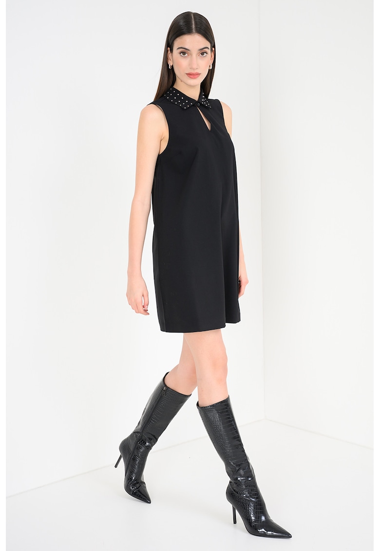 Rochie scurta cu aplicatie din strasuri pe guler - fara maneci