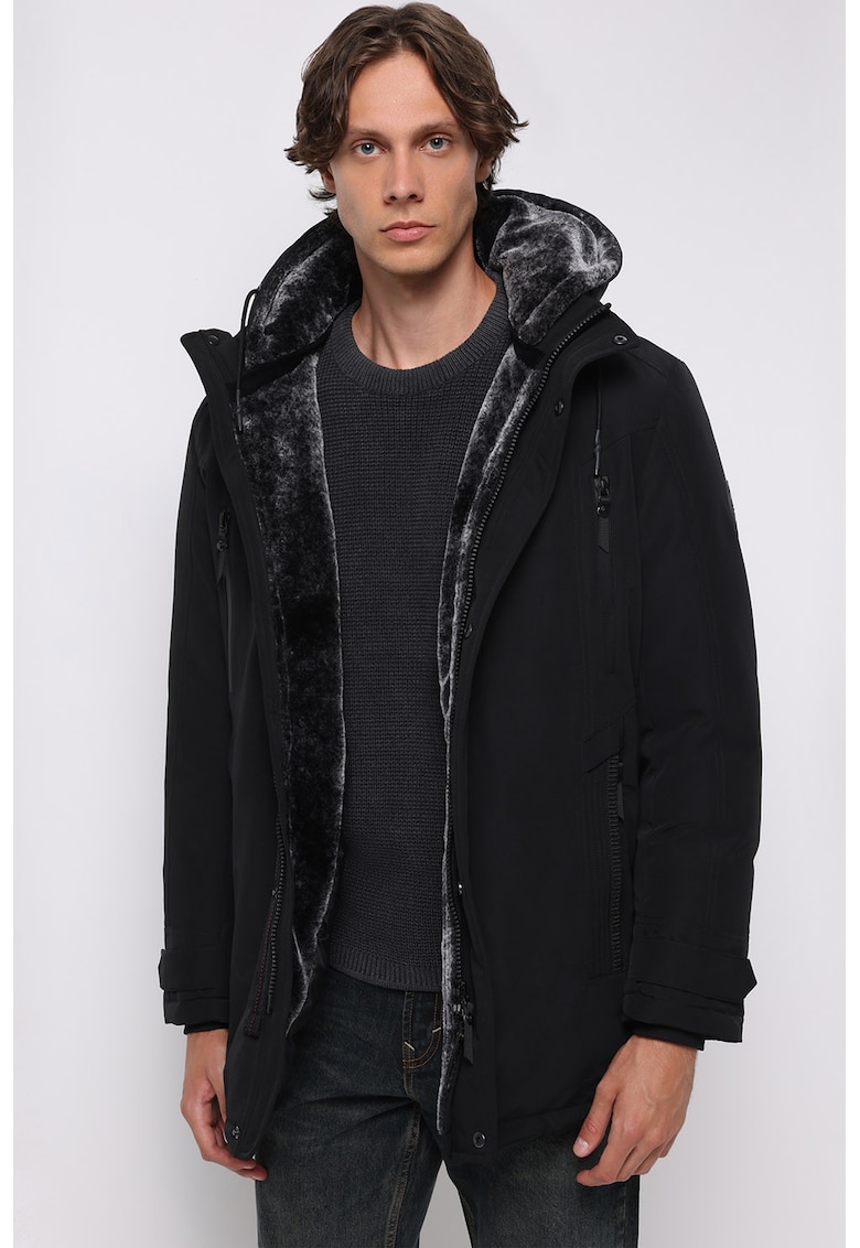 Geaca cu finisaj impermeabil cu captuseala teddy - Negru