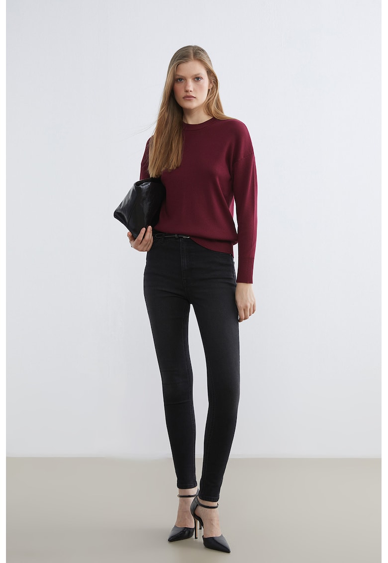 Pulover cu decolteu la baza gatului - Visiniu