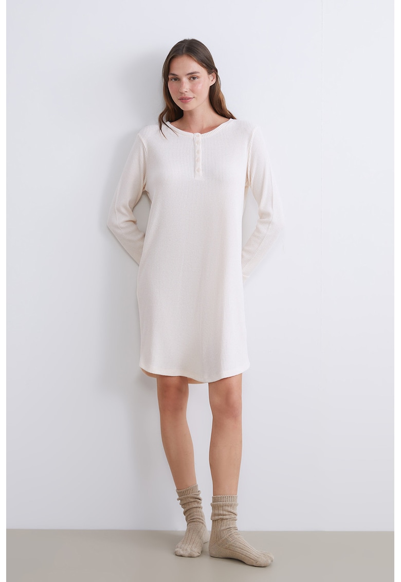 Rochie dreapta cu fenta scurta cu nasturi - Crem