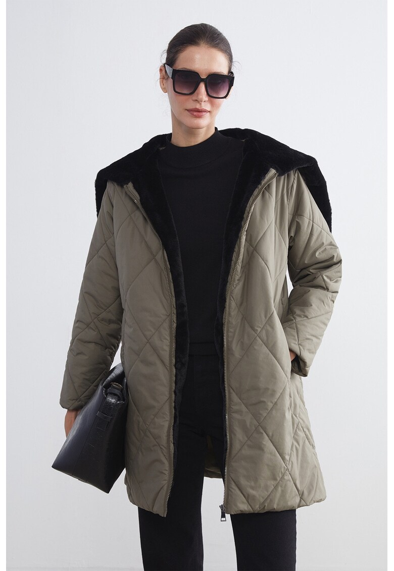 Geaca matlasata cu captuseala din blana sintetica Grace - Grej