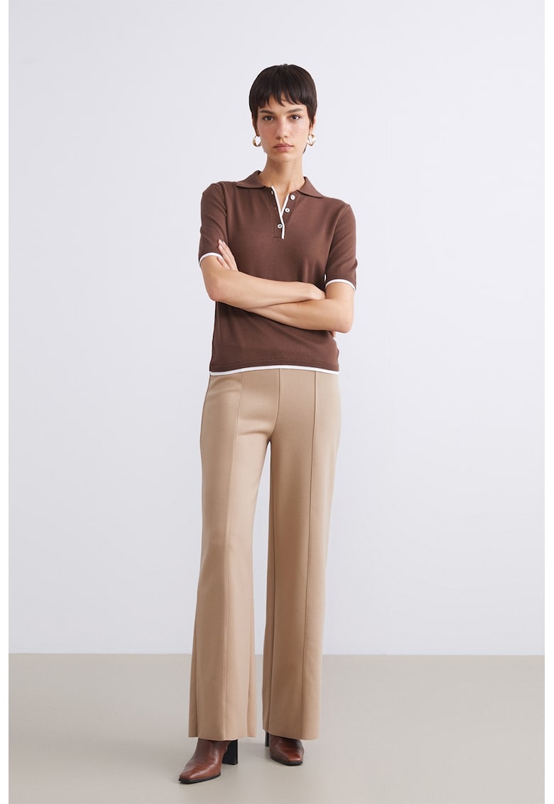 Pantaloni cu croiala dreapta si striatie - Maro camel