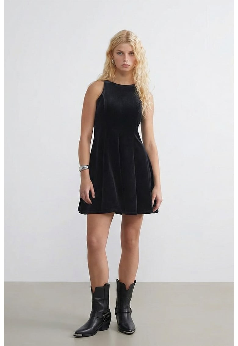 Rochie scurta din catifea cu croiala evazata - Negru