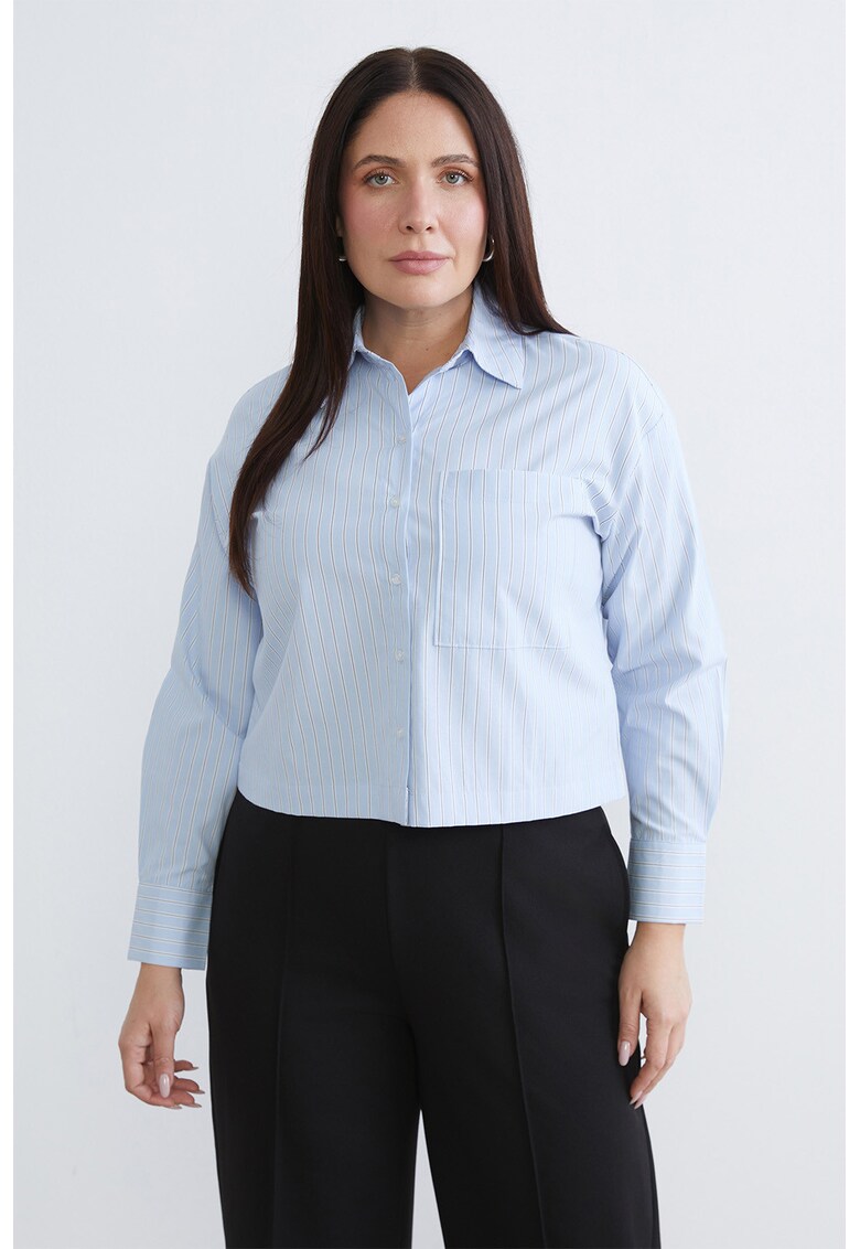 Camasa in dungi cu buzunar aplicat supradimensionat - Albastru azur