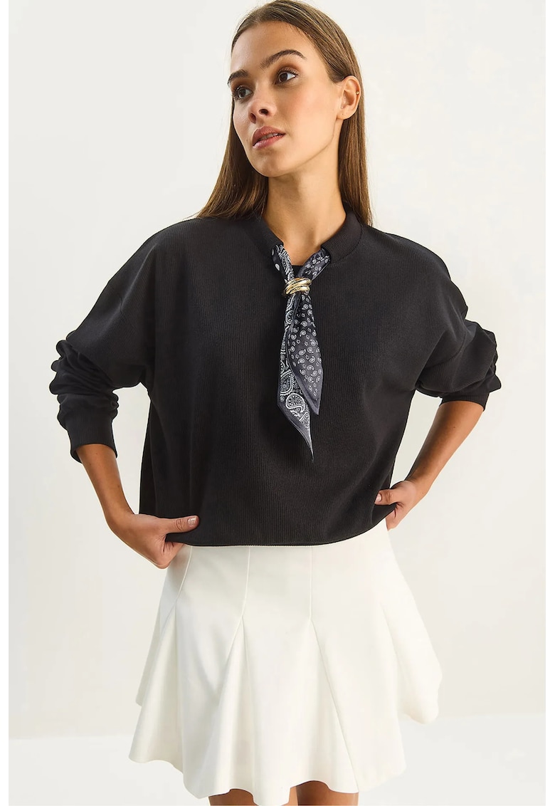 Hanorac dama guler rotund - detaliu accesoriu imprimat - negru - textil