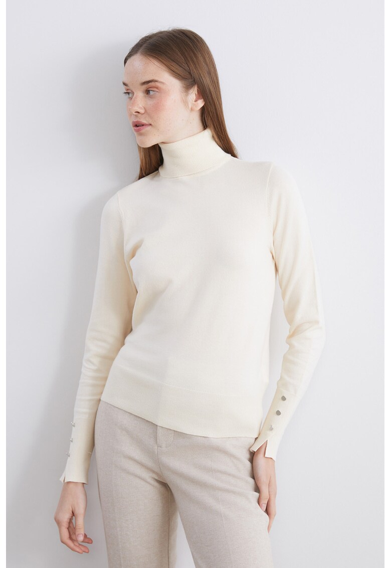 Pulover slim fit cu nasturi decorativen - Bej