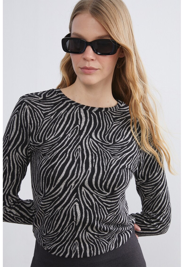 Bluza cu decolteu la baza gatului si model abstract - Alb/Negru