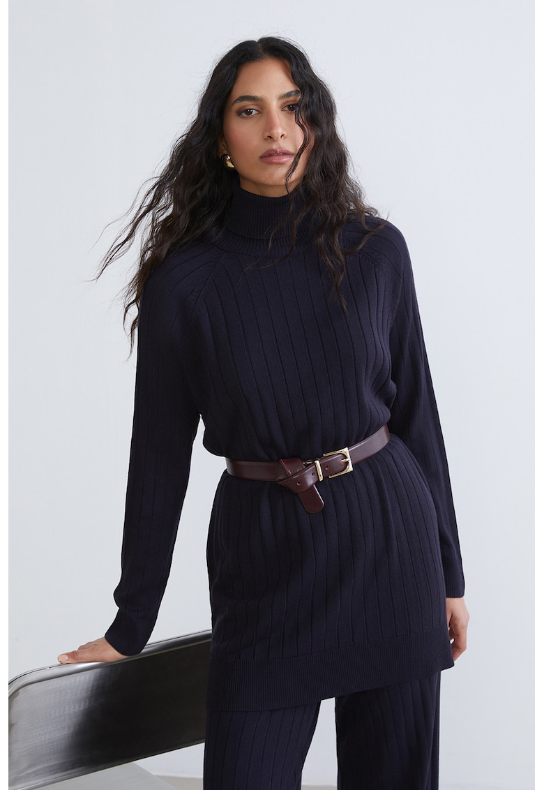 Pulover lung striat cu guler inalt - Albastru ultramarin