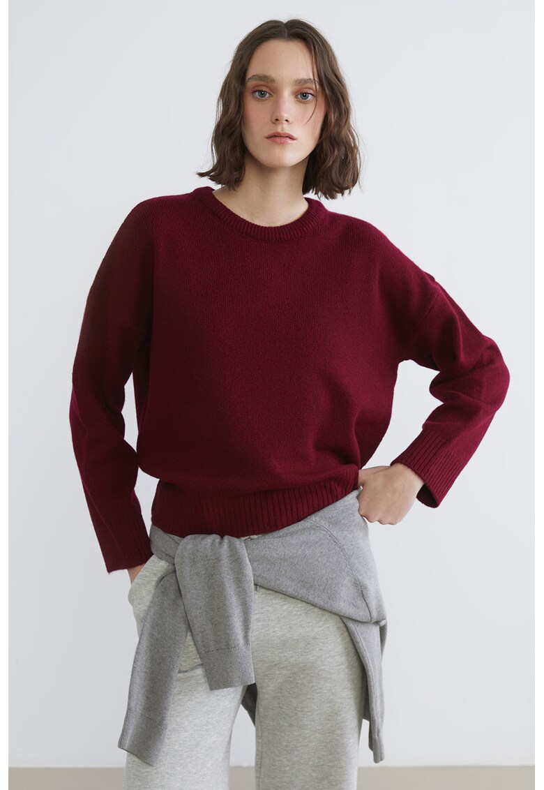 Pulover cu decolteu la baza gatului si maneci cazute - Visiniu