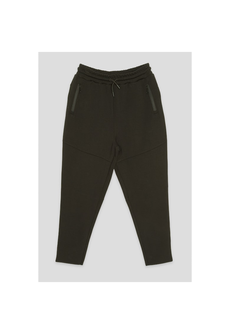 Pantaloni de trening cu croiala lejera si buzunare cu fermoar