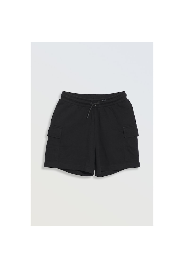 Pantaloni scurti cu buzunare aplicate si snur in talie