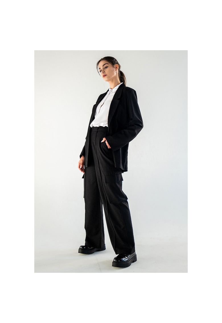 Pantaloni cargo cu croiala ampla -