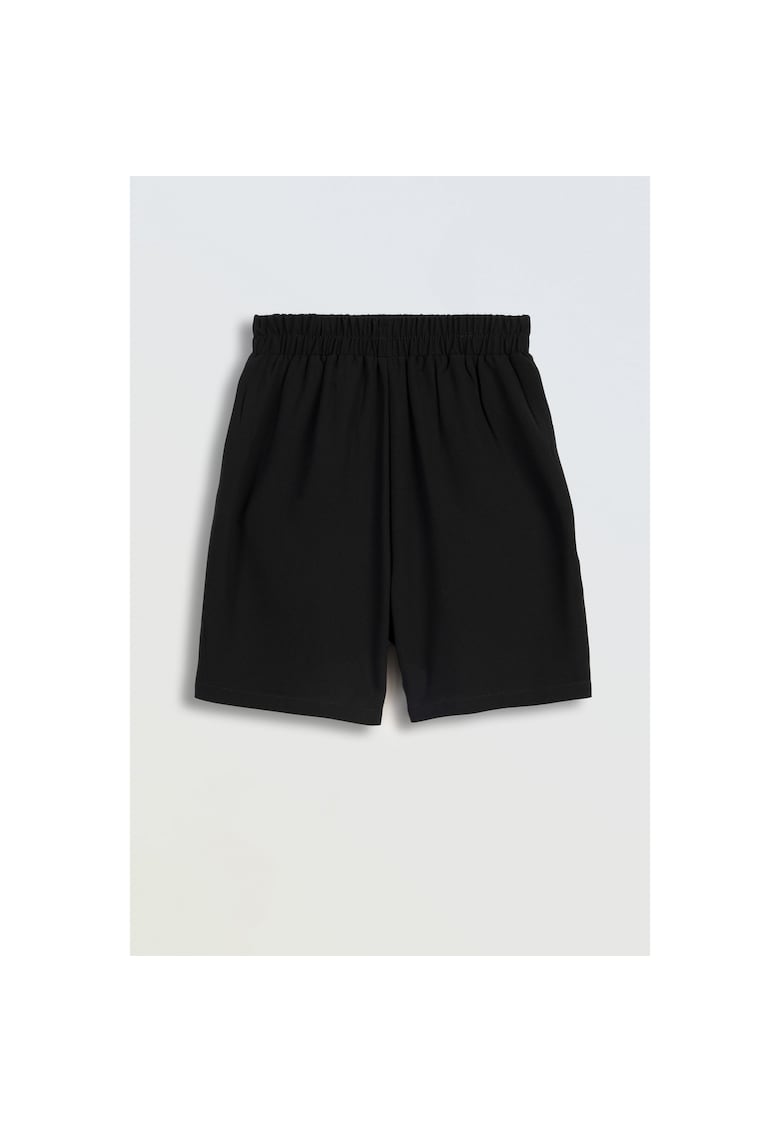 Pantaloni scurti wide leg cu talie elastica -