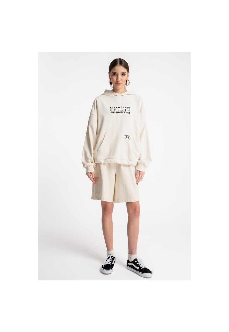 Pantaloni scurti de trening cu buzunare aplicate