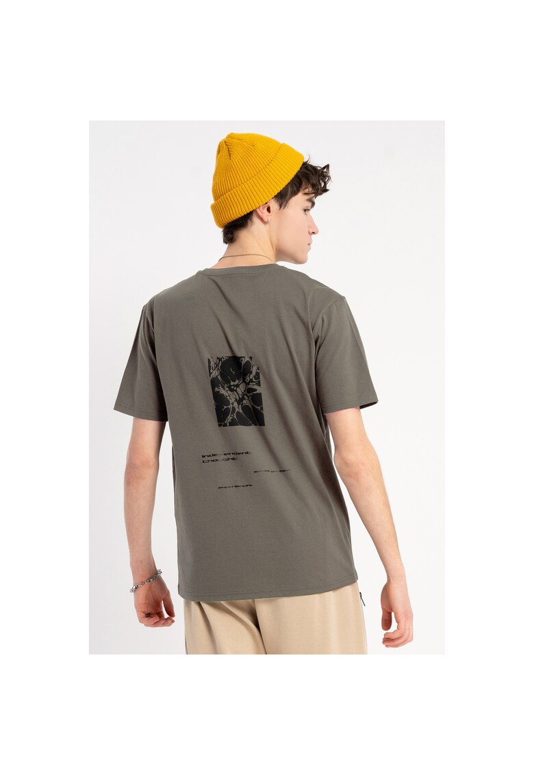 Tricou lejer cu imprimeu grafic -