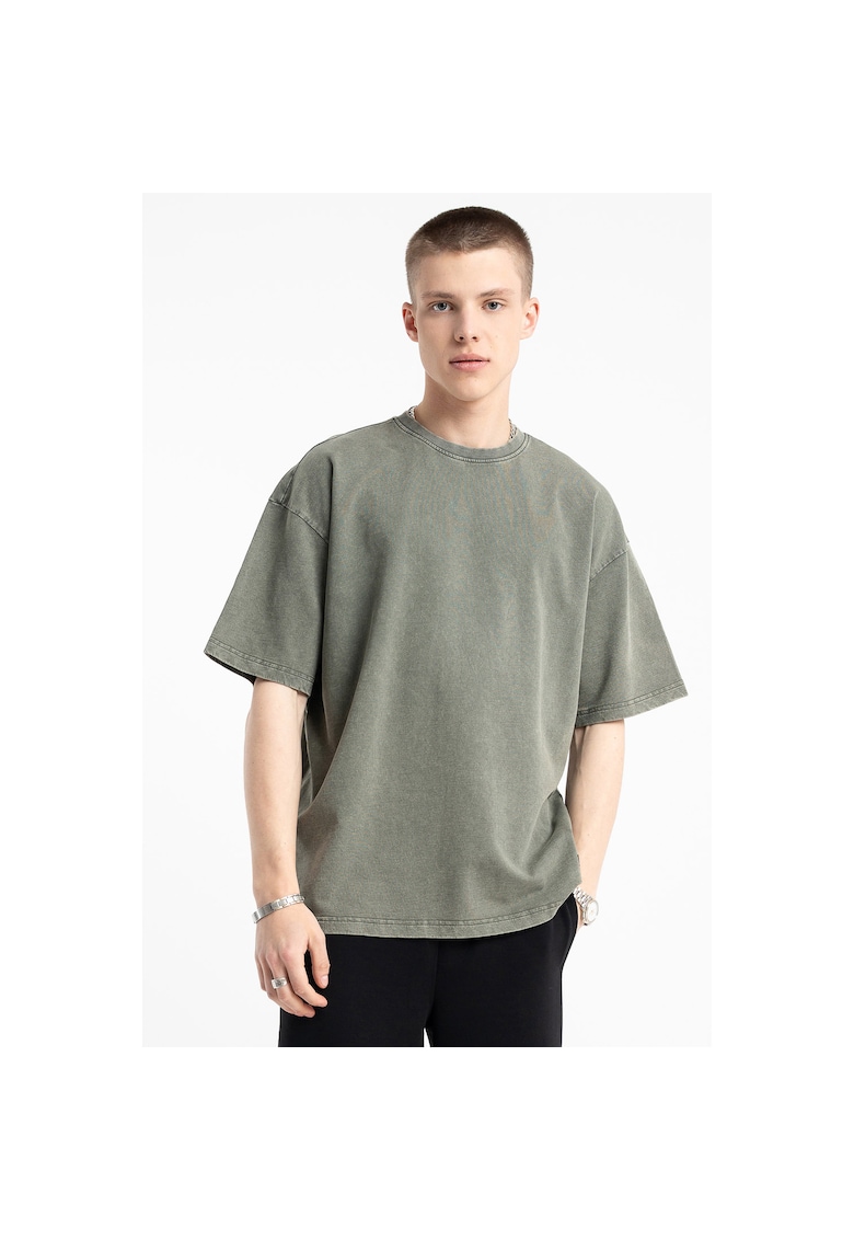 Tricou supradimensionat cu maneci cazute -