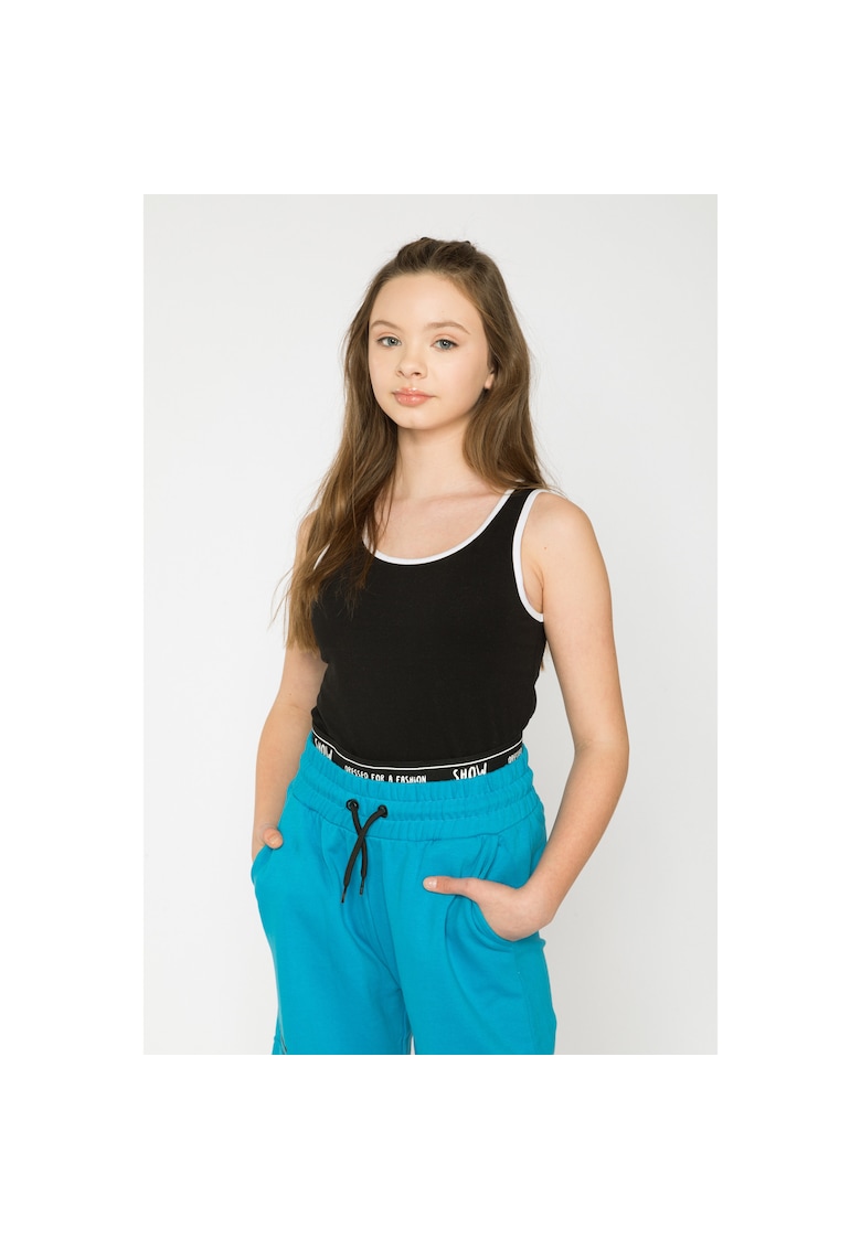 Top uni cu decolteu rotund -