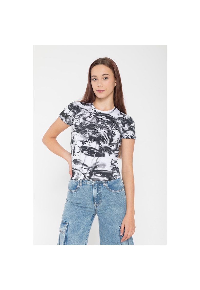 Tricou slim-fit cu imprimeu -