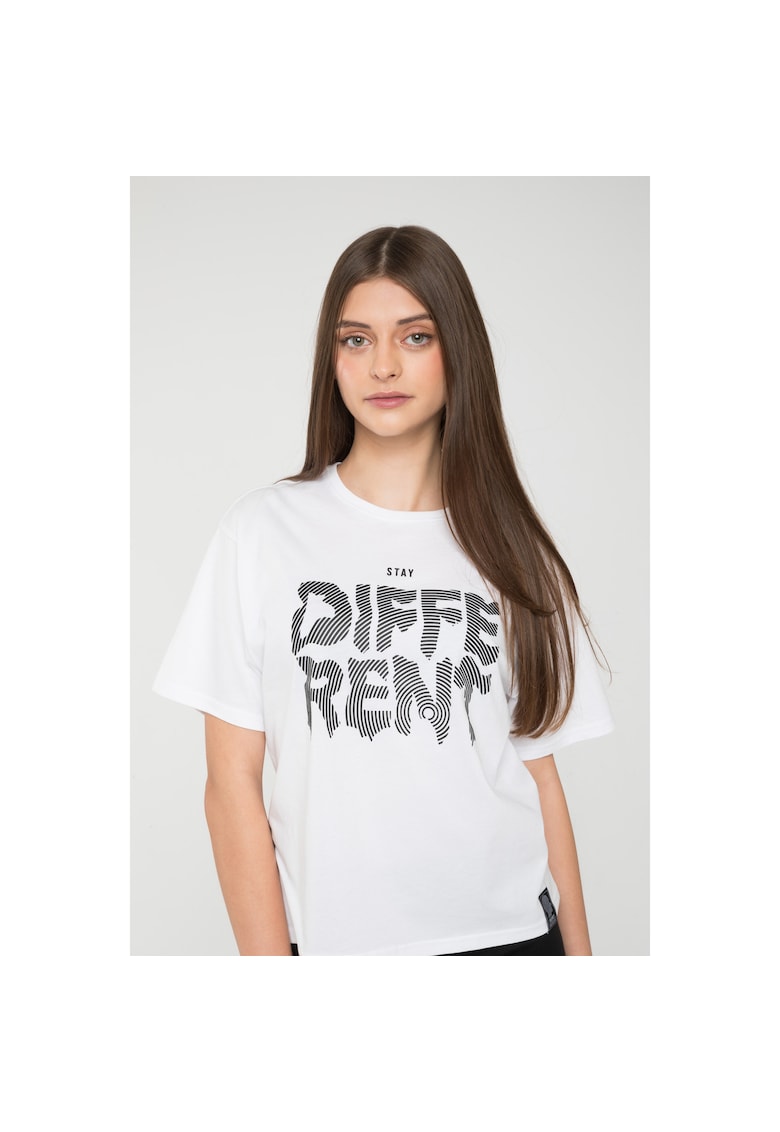 Tricou cu print text -