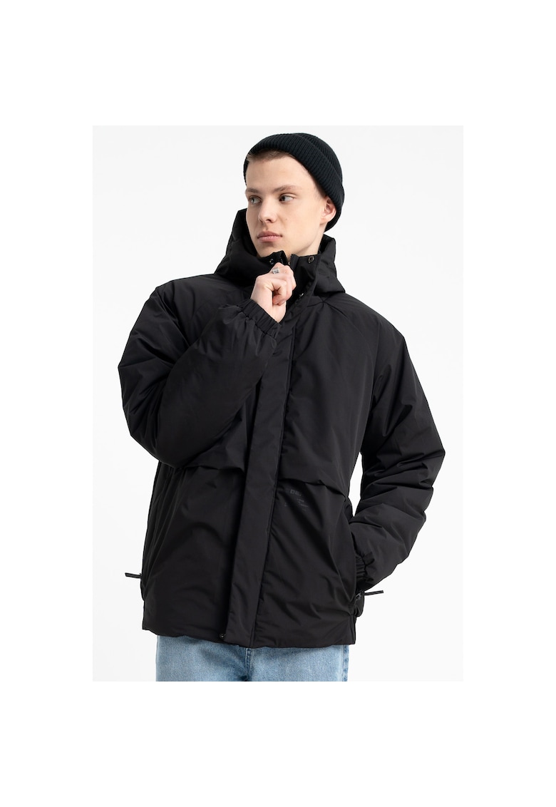 Geaca cu gluga si buzunare -