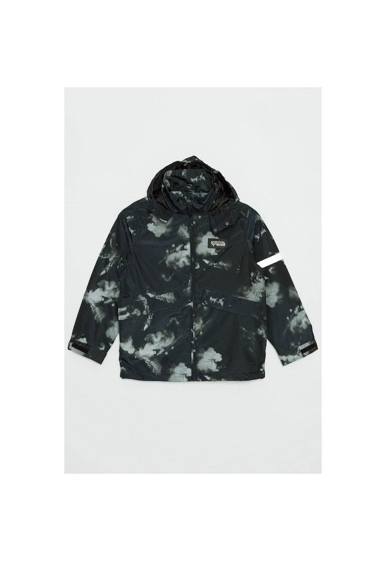 Geaca Tie Dye cu inserție reflectorizantă pe mânecă și pe spatele gecii -