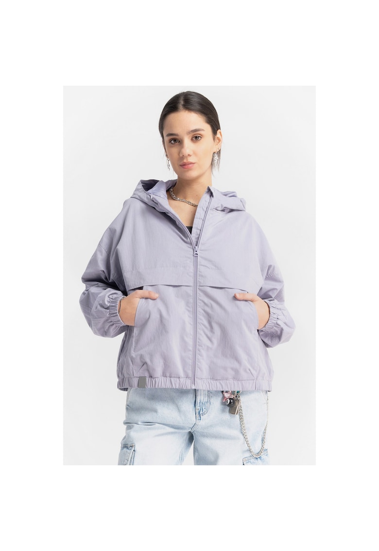 Jacheta de tranzitie lejera cu fermoar -