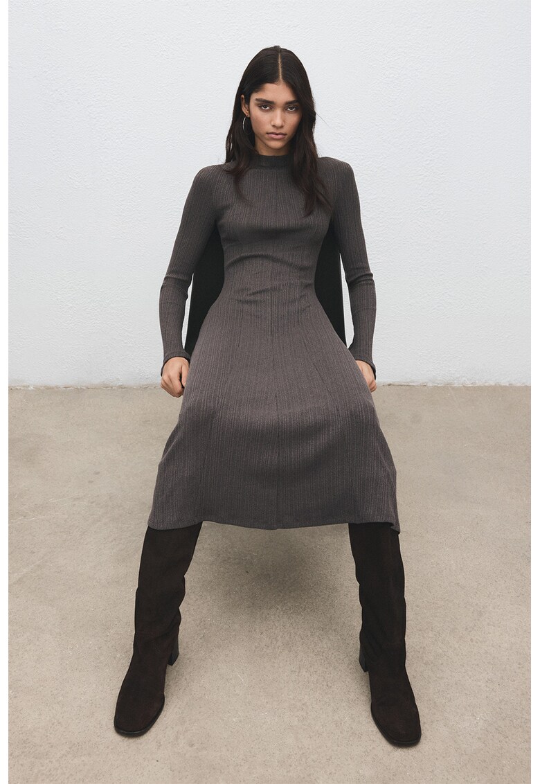 Rochie midi tricotata cu maneci evazate - Maro taupe