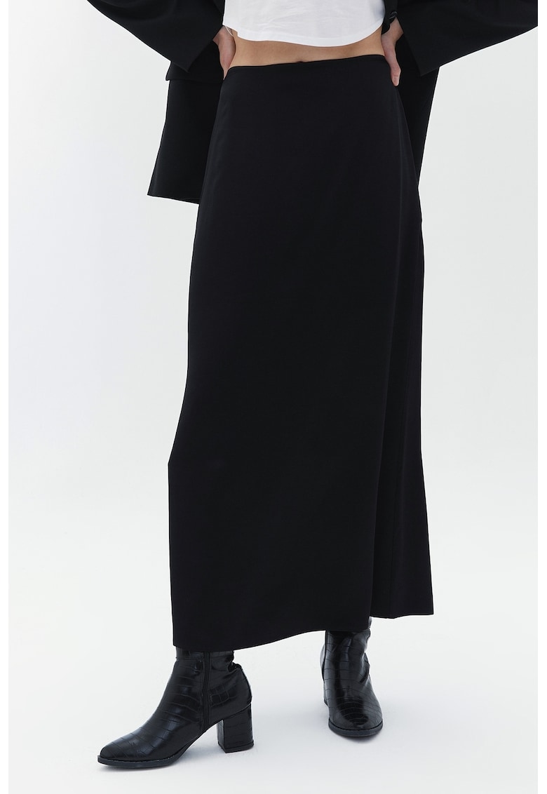 Fusta lunga cu croiala dreapta