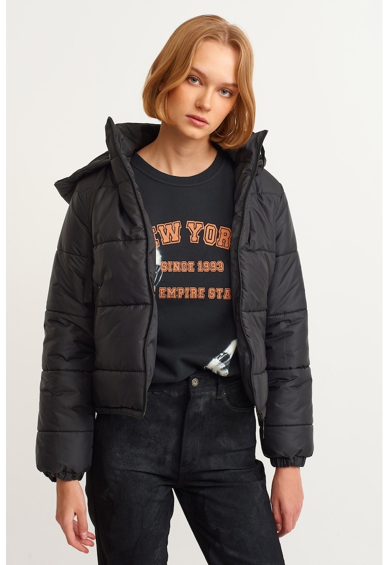 Jacheta crop cu fermoar