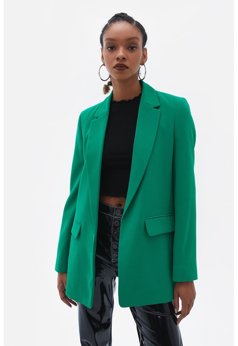 Sacou cu buzunare cu clapa - fara inchidere