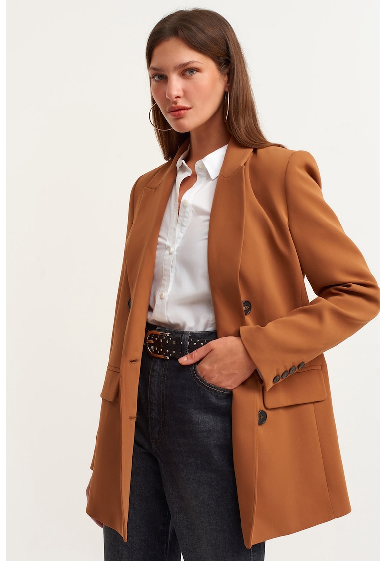 Sacou lejer cu nasturi