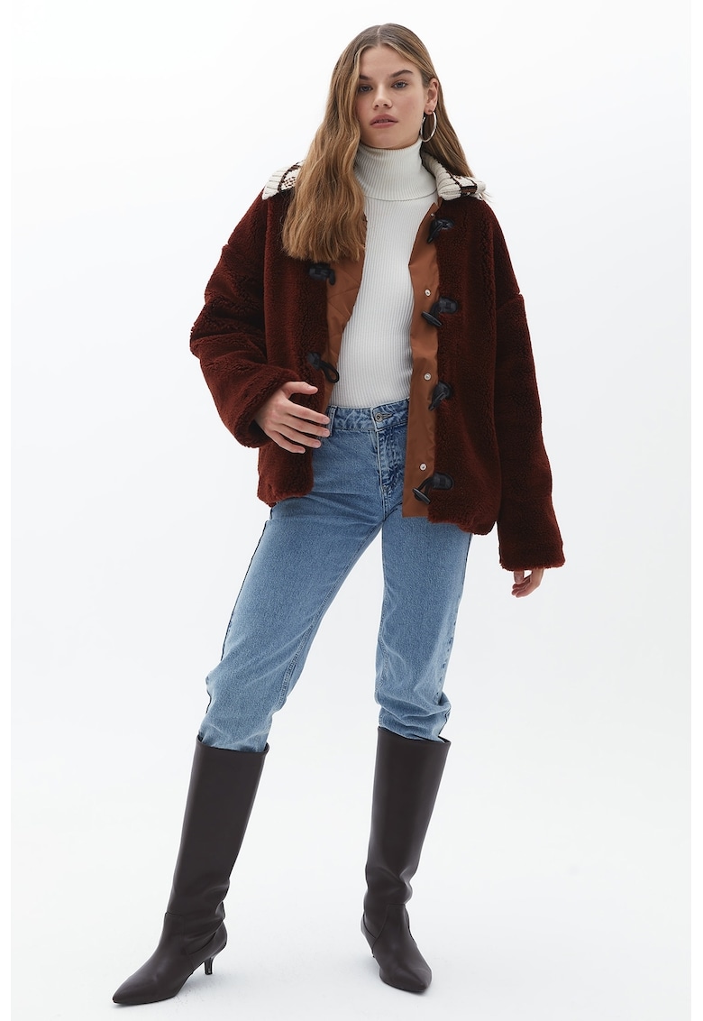 Palton scurt din blana shearling