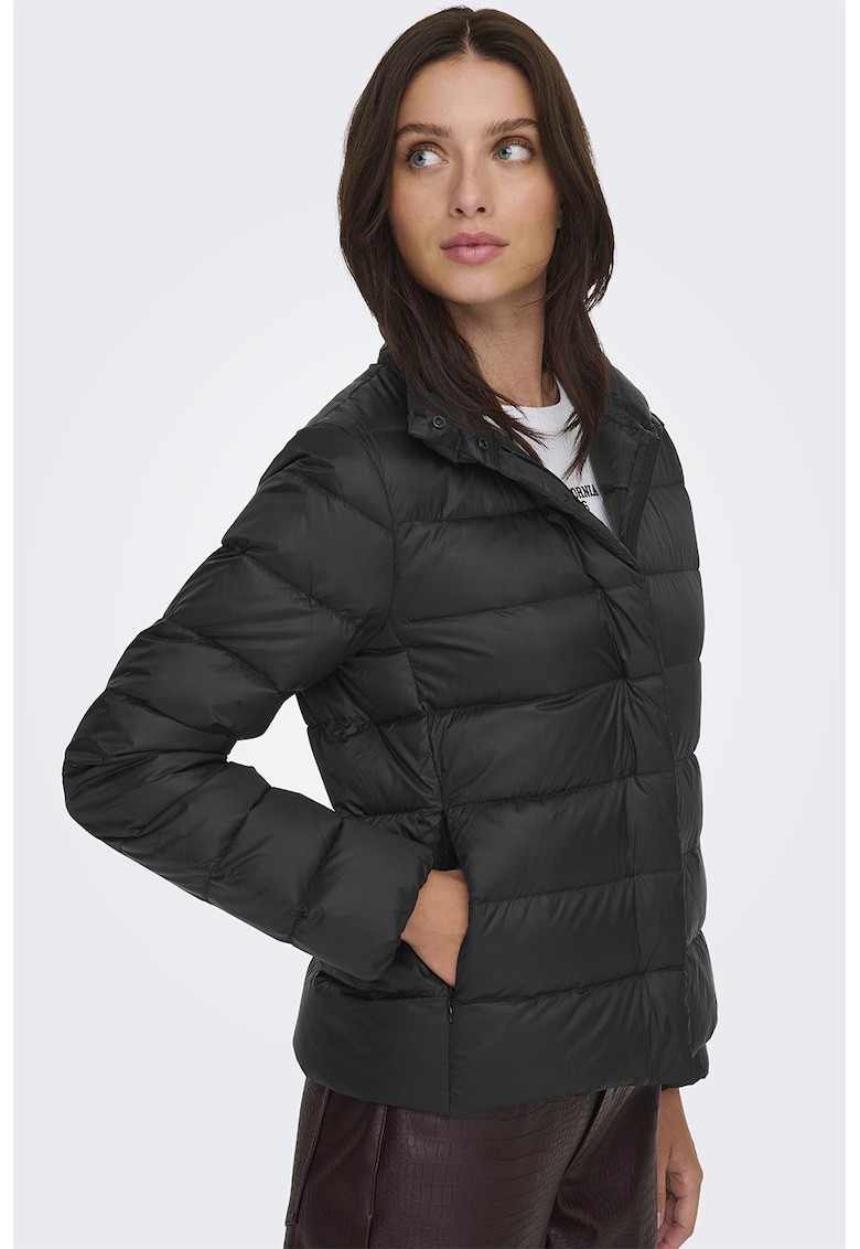 Geaca matlasata cu buzunare laterale - Negru