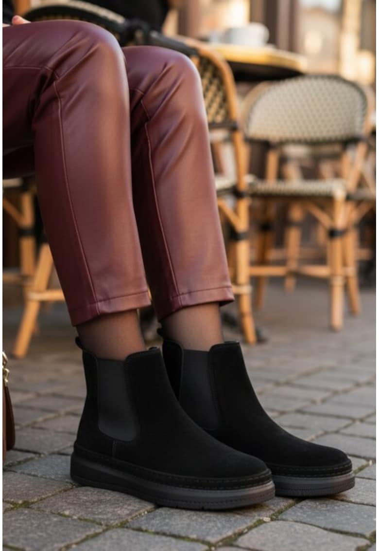 Ghete Chelsea din piele intoarsa - Negru