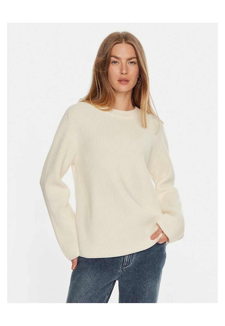 Pulover dama crem - din material de calitate