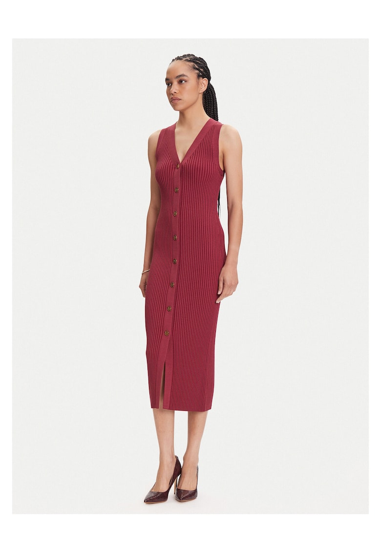 Rochie tricotata de dama roz - caracteristici reprezentative