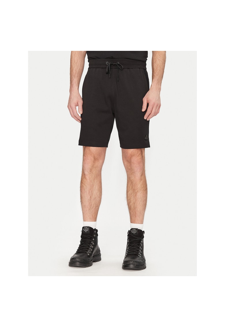 Pantaloni sport barbati negru - scurti