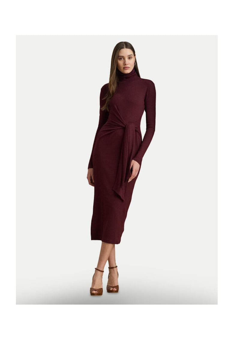Rochie tricotata de dama bordeaux - 2 caracteristici reprezentative -