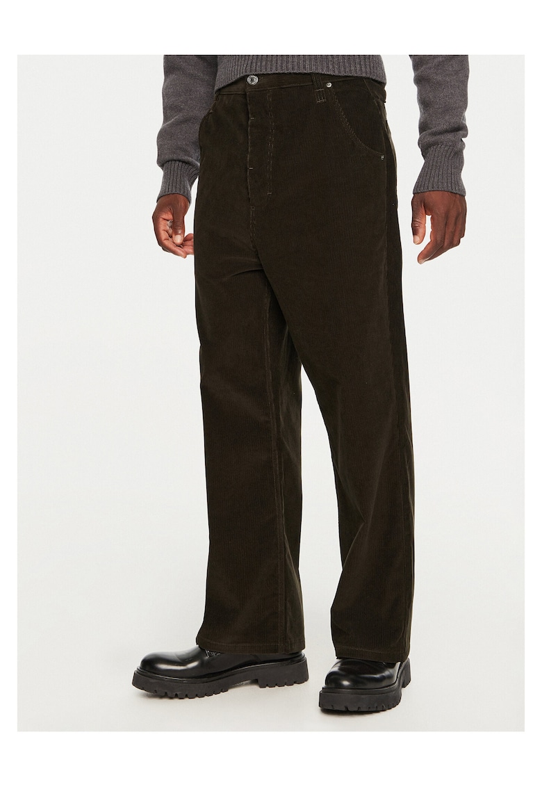 Pantaloni barbati - maro -