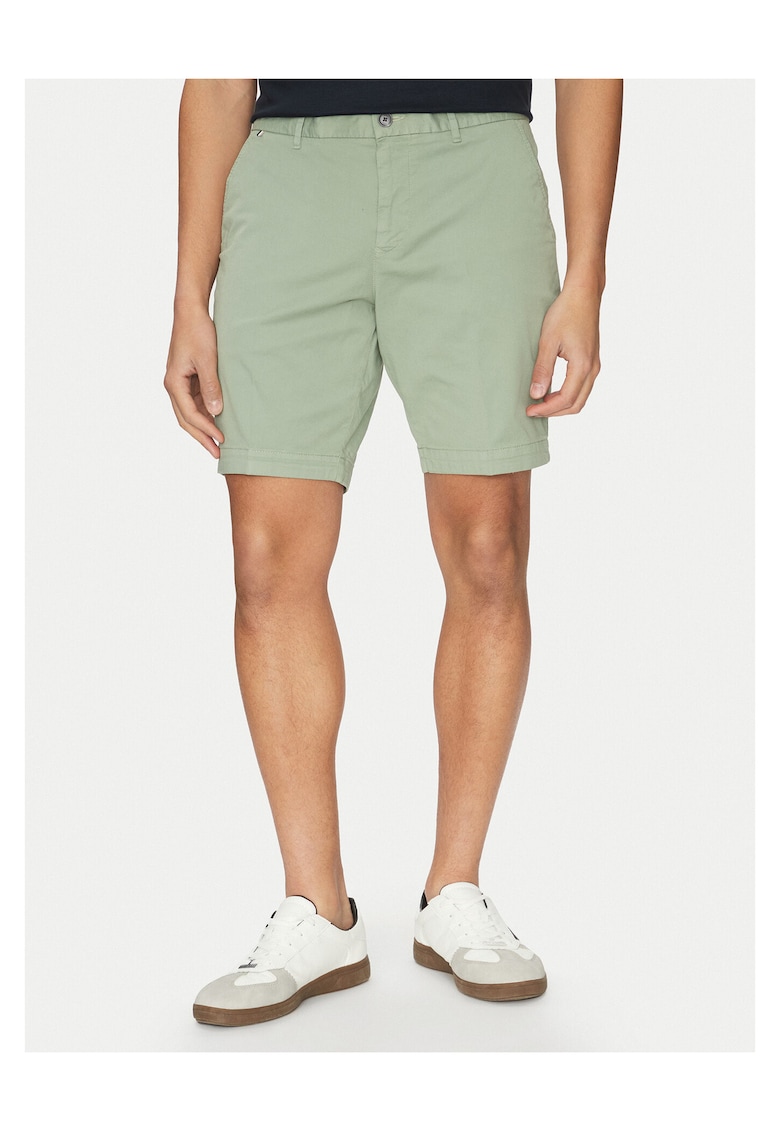 Boss Pantaloni scurti verde - tesatura