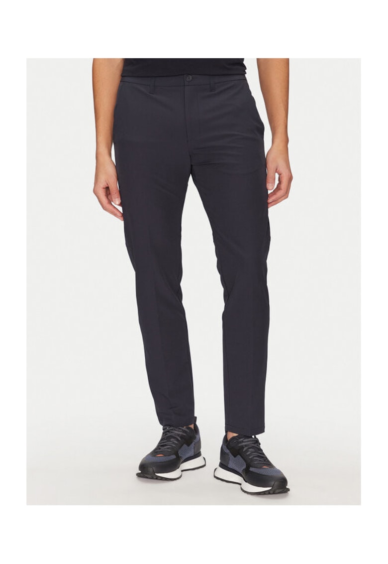 Pantaloni de barbati - stil bleumarin
