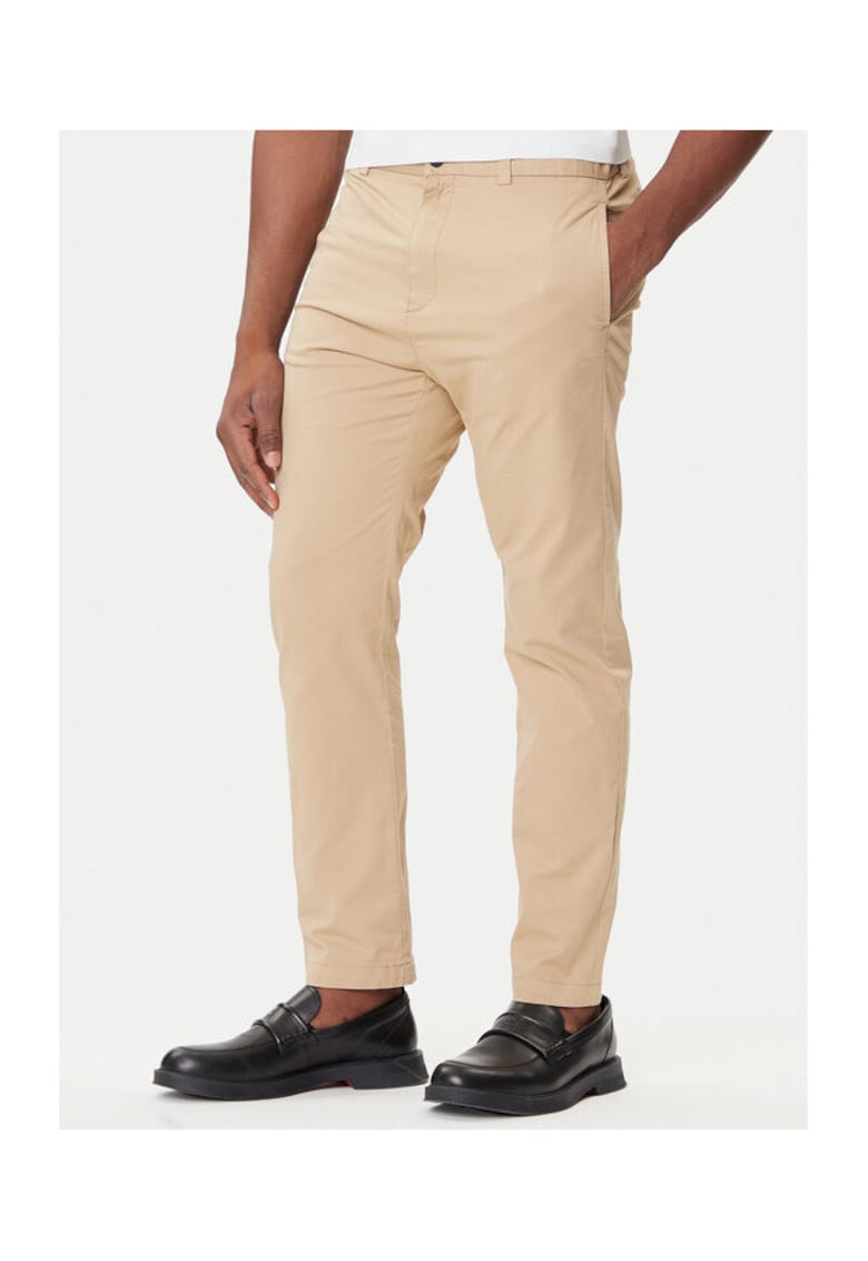 Pantaloni barbati bej