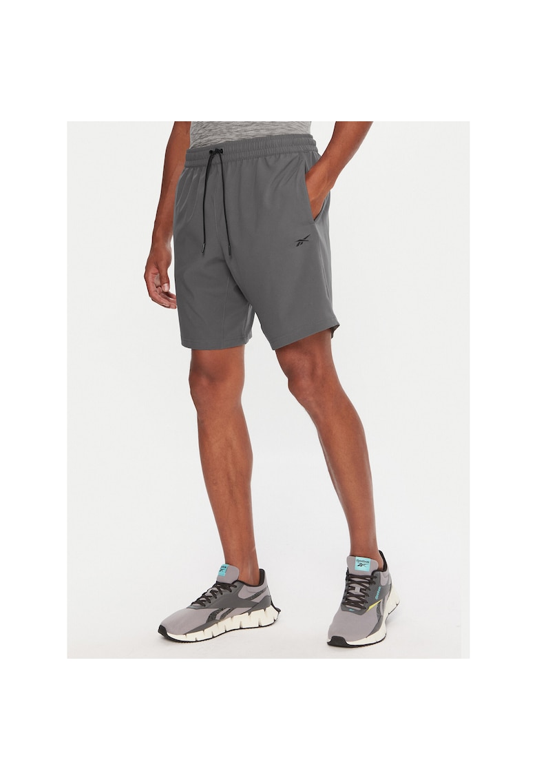 Pantaloni sport barbati gri - scurti