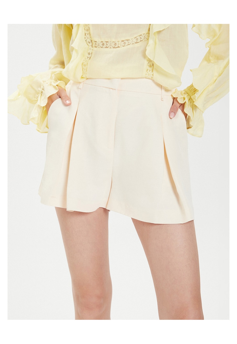 Pantaloni scurti dama crem