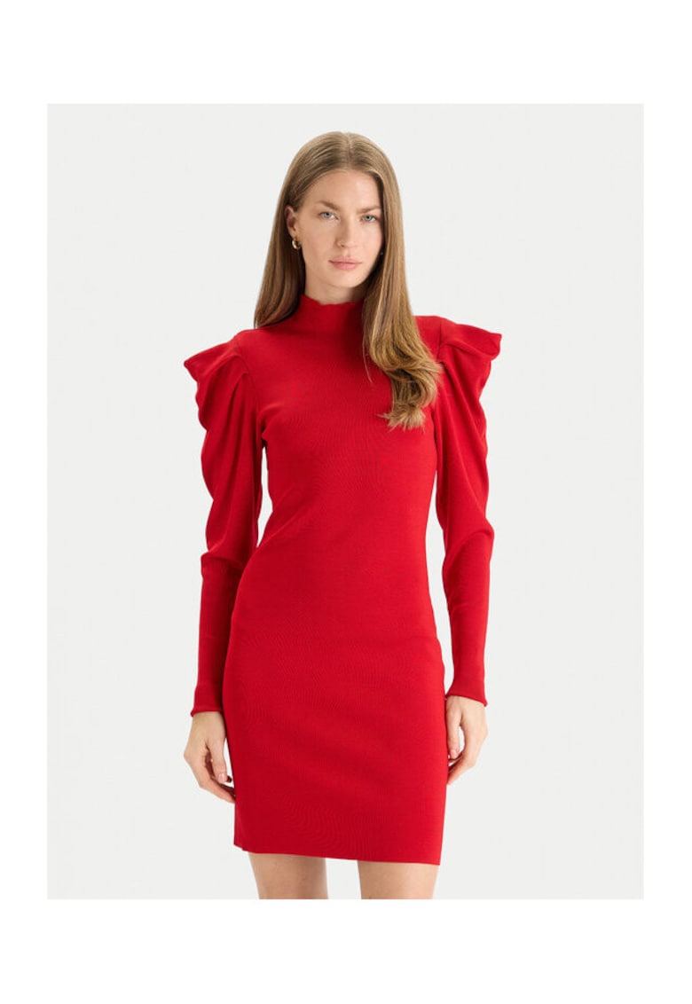 Rochie tricotata de dama rosie