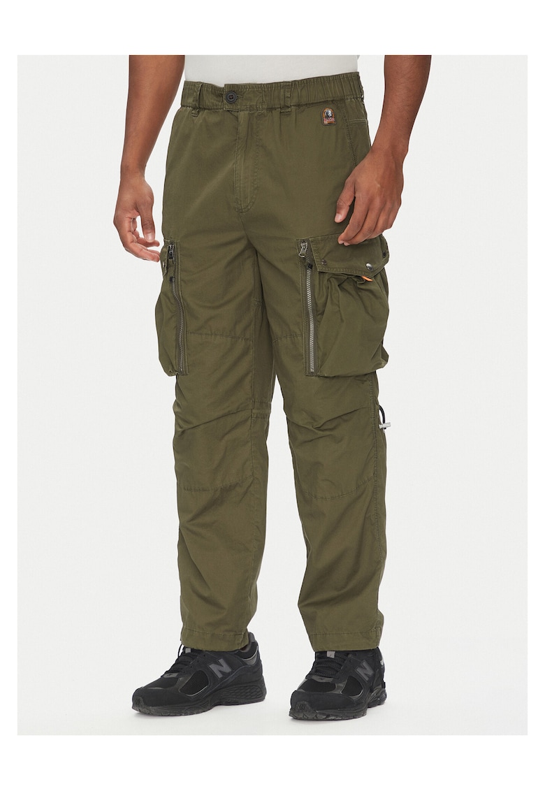 Pantaloni barbati verde