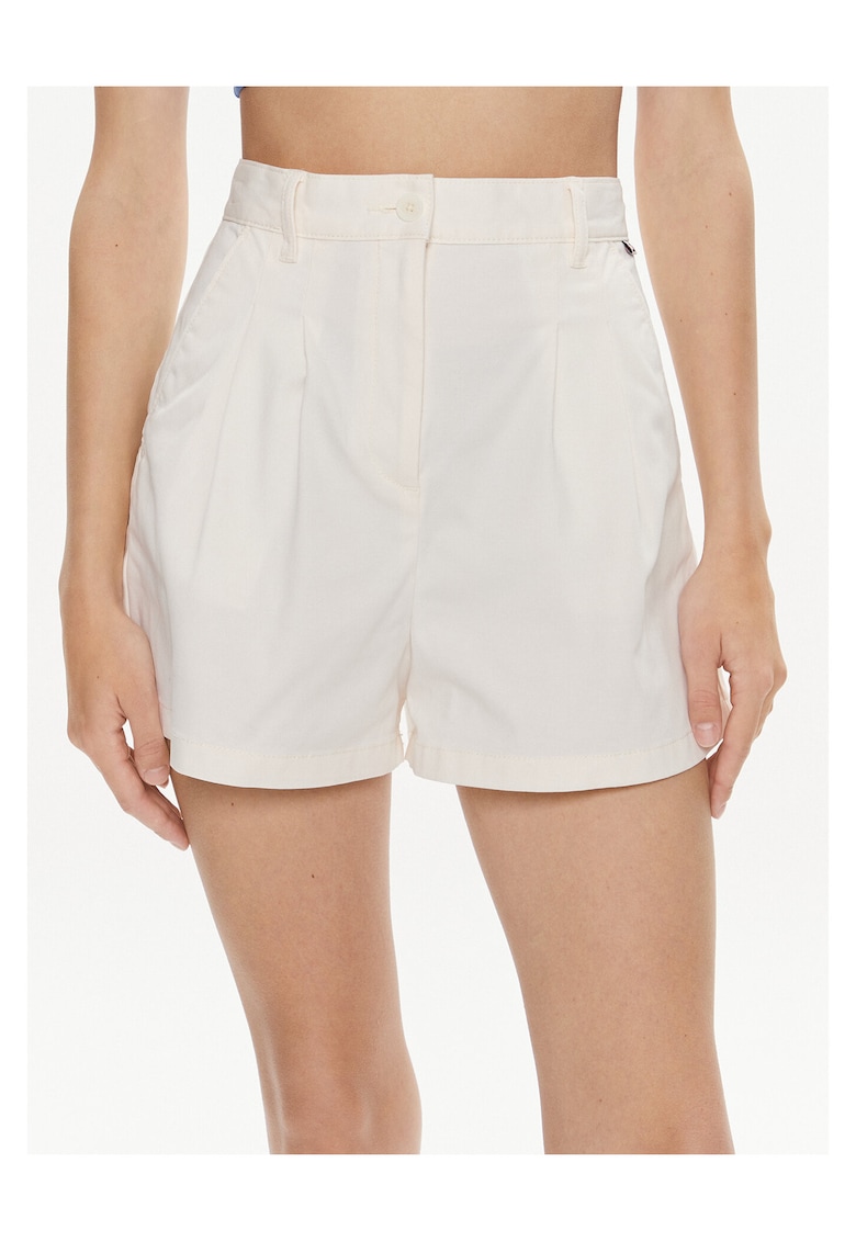 Pantaloni scurti pentru dama alb