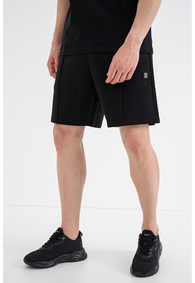 Pantaloni scurti drepti cu pense - Negru